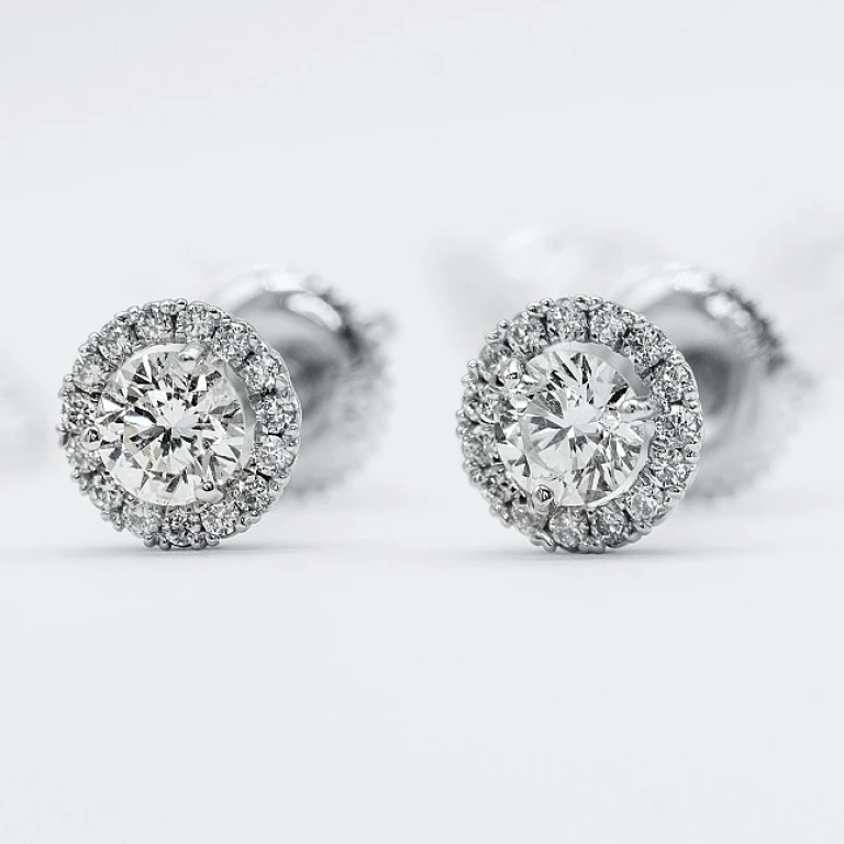 Unveiling the Elegance of Cuban Diamond Chains