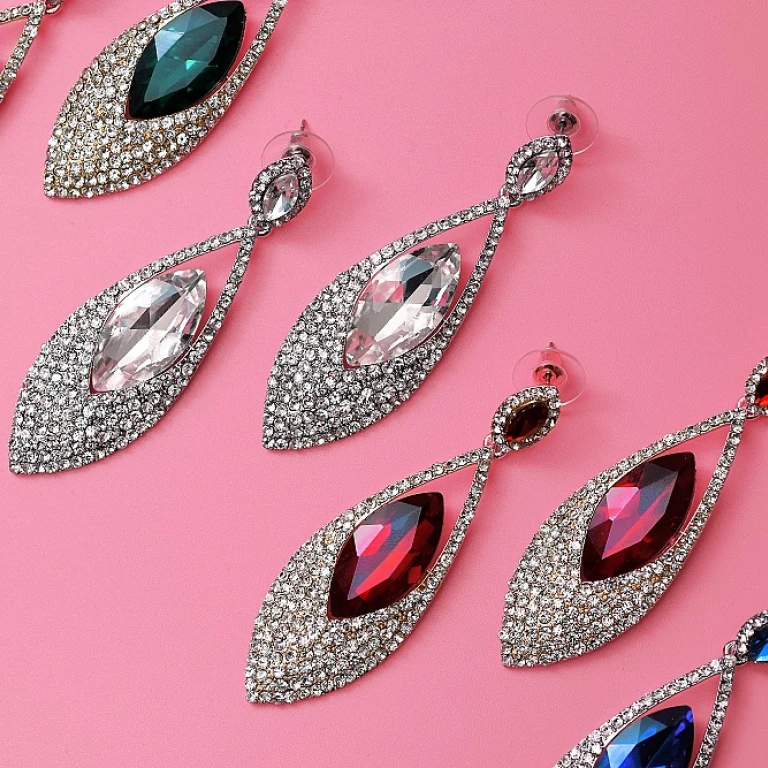 Exploring the Allure of NAIAM's Earring Collection Online