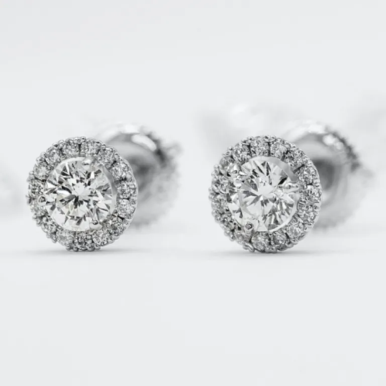 The Elegance of Gold and Diamond Drop Earrings